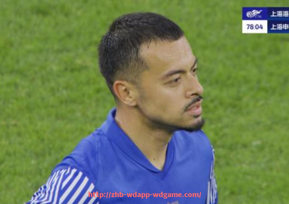 问鼎娱乐官网-2019英超球队球衣全收录盘点英超球队的视觉识别与周边设计