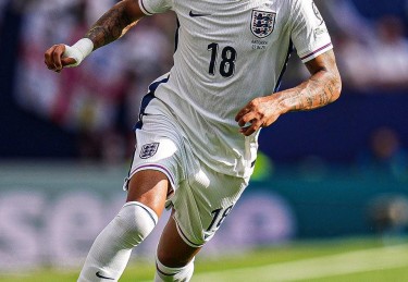 问鼎娱乐官网-英超球员减肥计划与体能调整训练方式